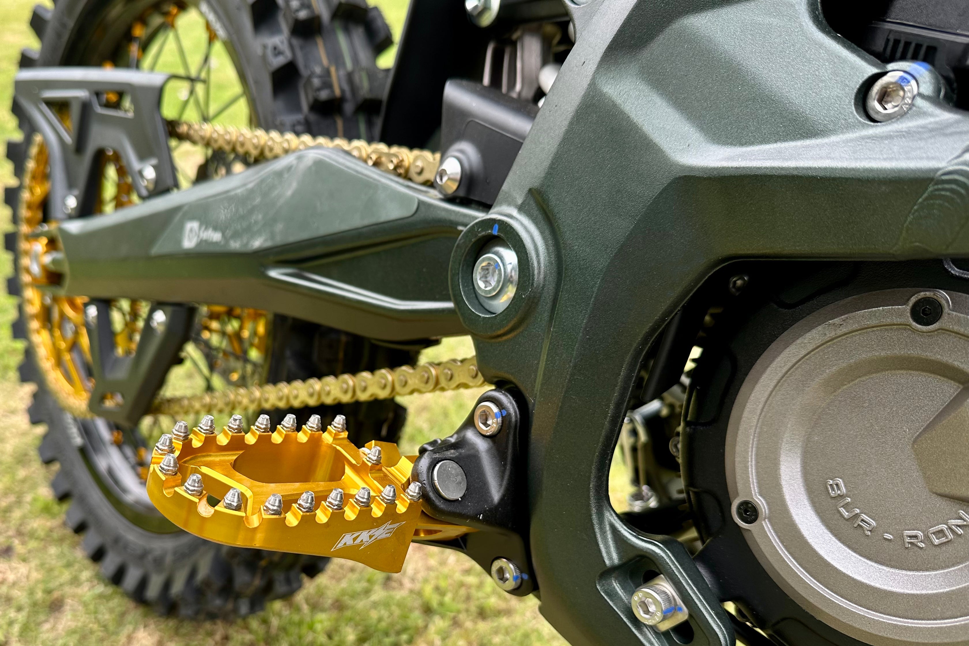 KKE Foot Pegs for Ultra Bee