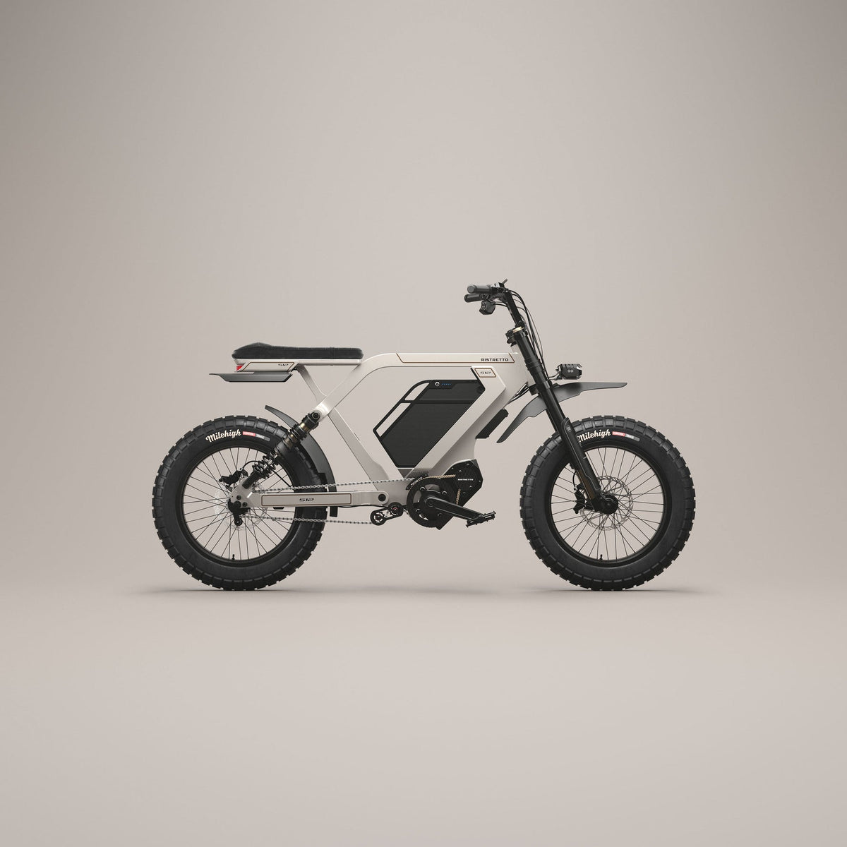 512 A20 | Studio on a gray background right view