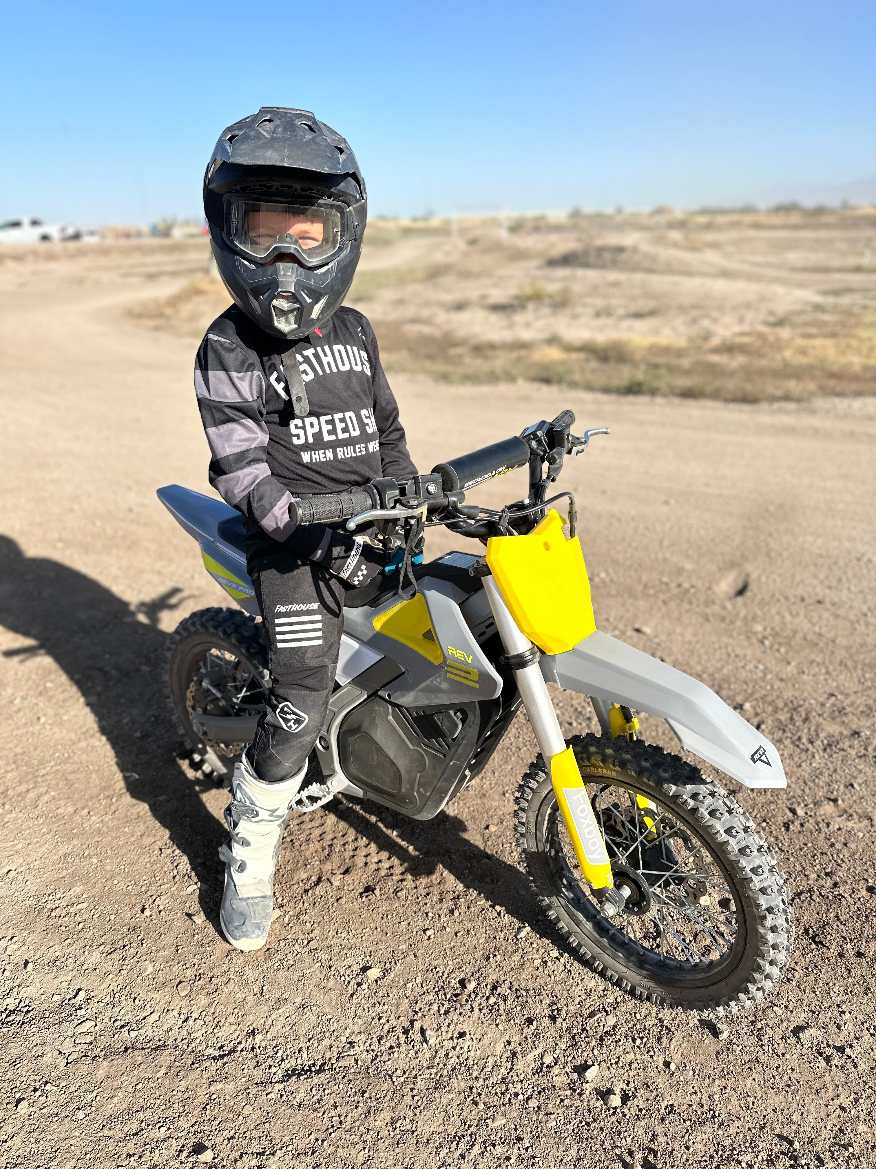 Foxboy REV2 - PRO Pit Kids Bike (Local)