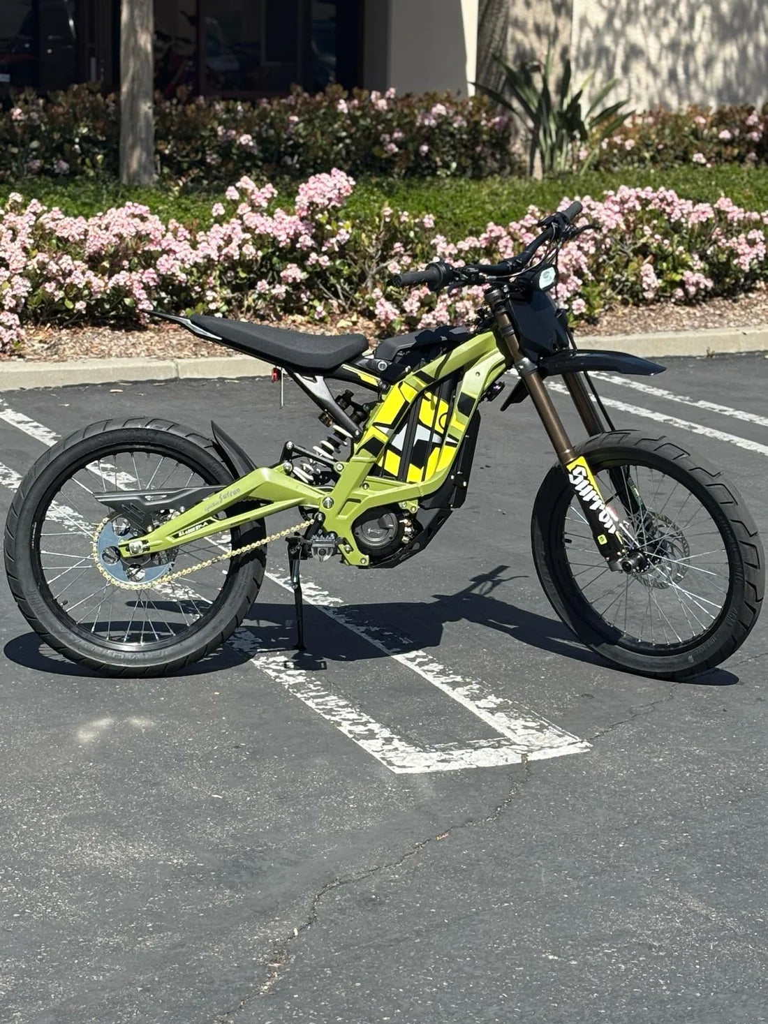 Pivotrax Cyber Street Tire