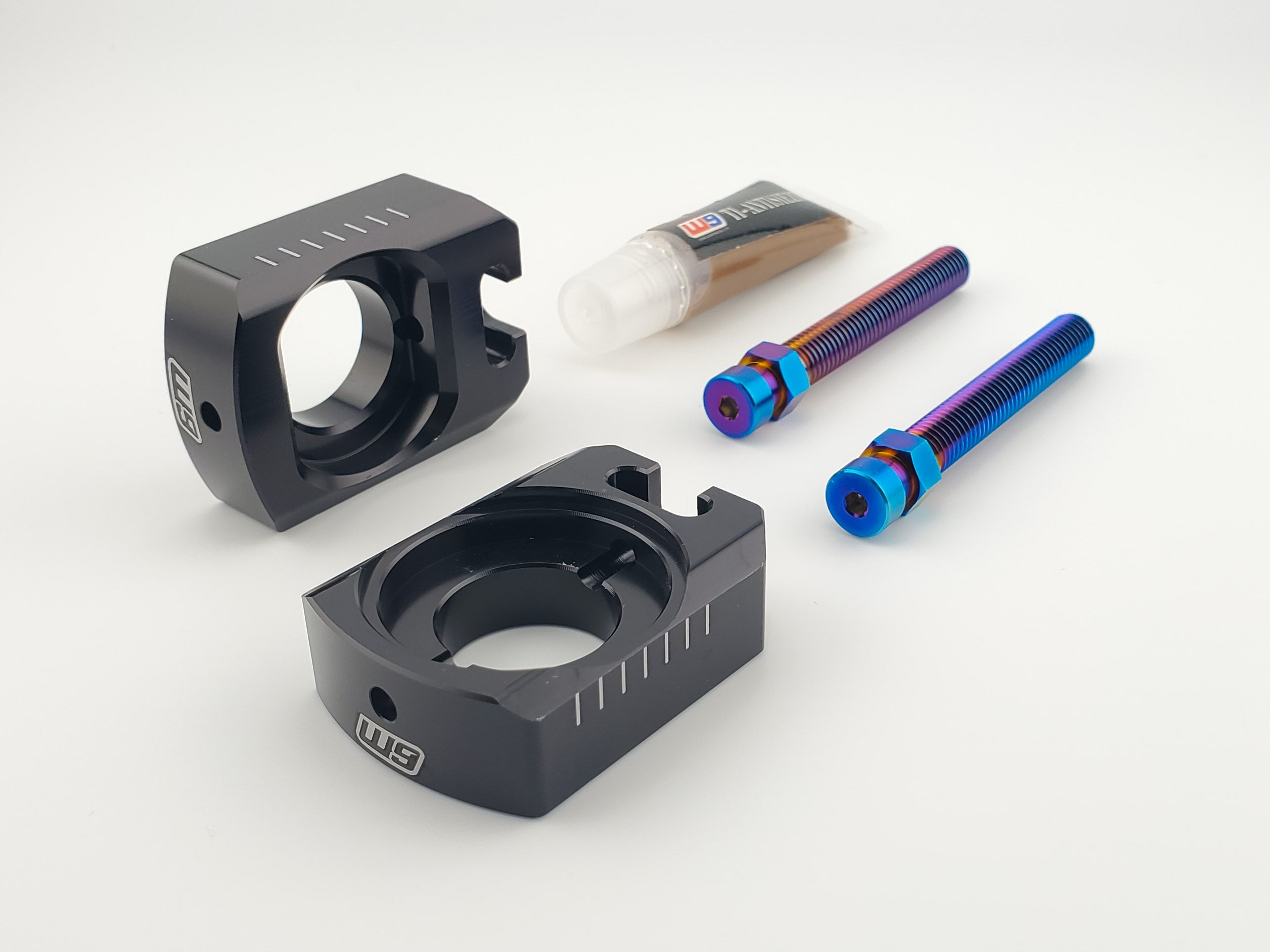 Warp9 Surron Ultra Bee Axle Blocks