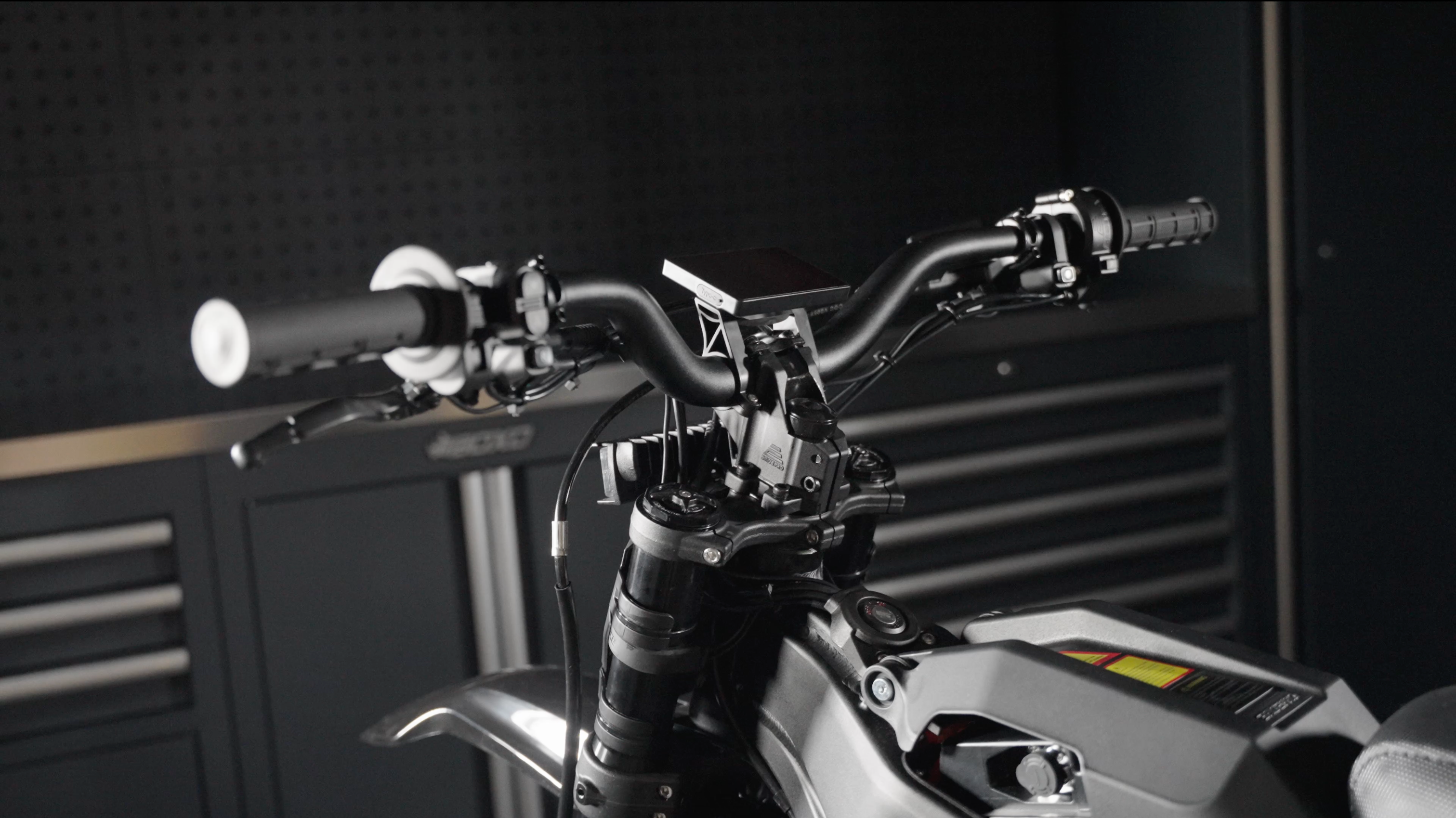 2025 E Ride Pro SR - 25kw 72v - Electric Dirt Bike