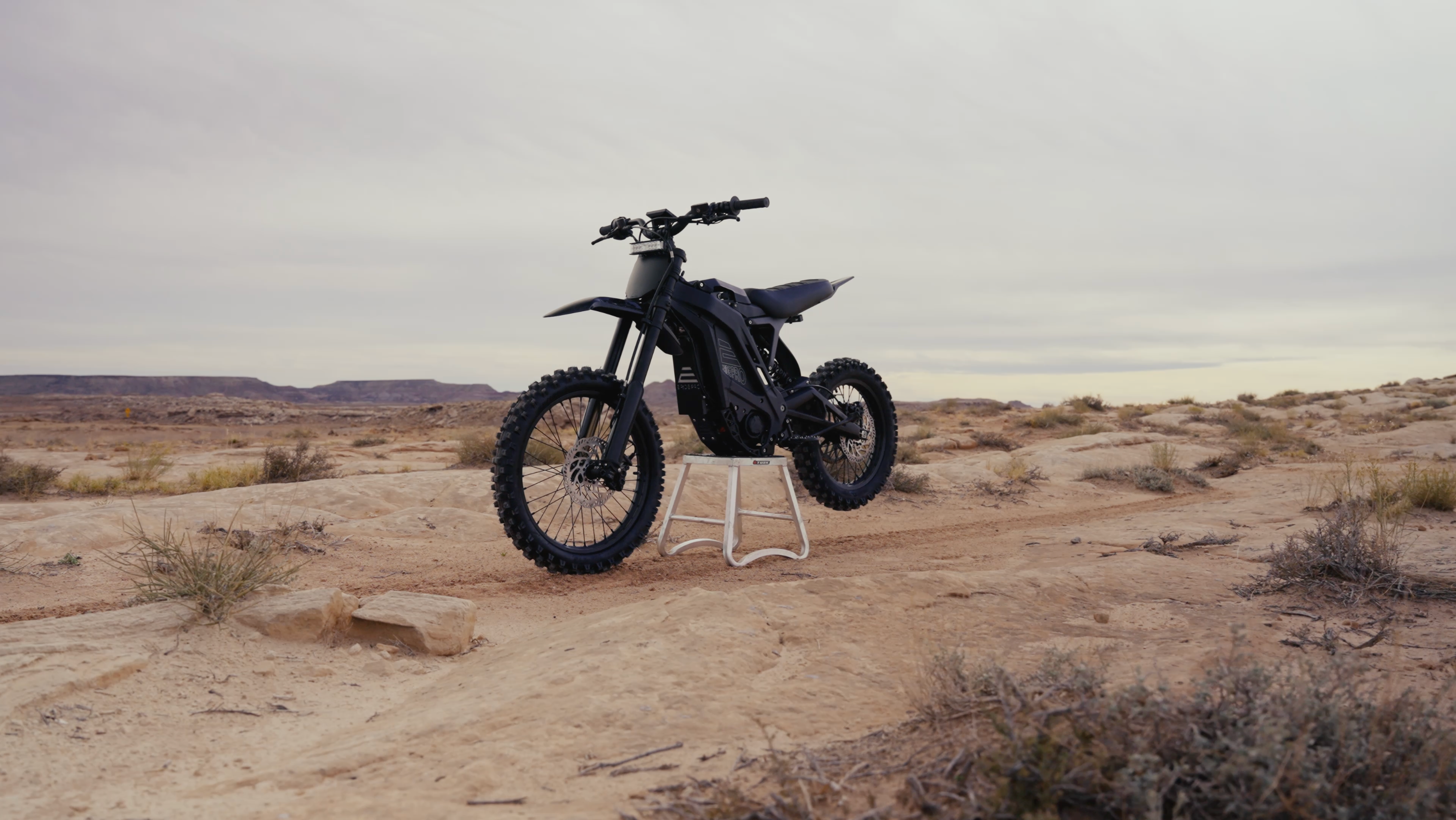 2025 E Ride Pro SR - 25kw 72v - Electric Dirt Bike