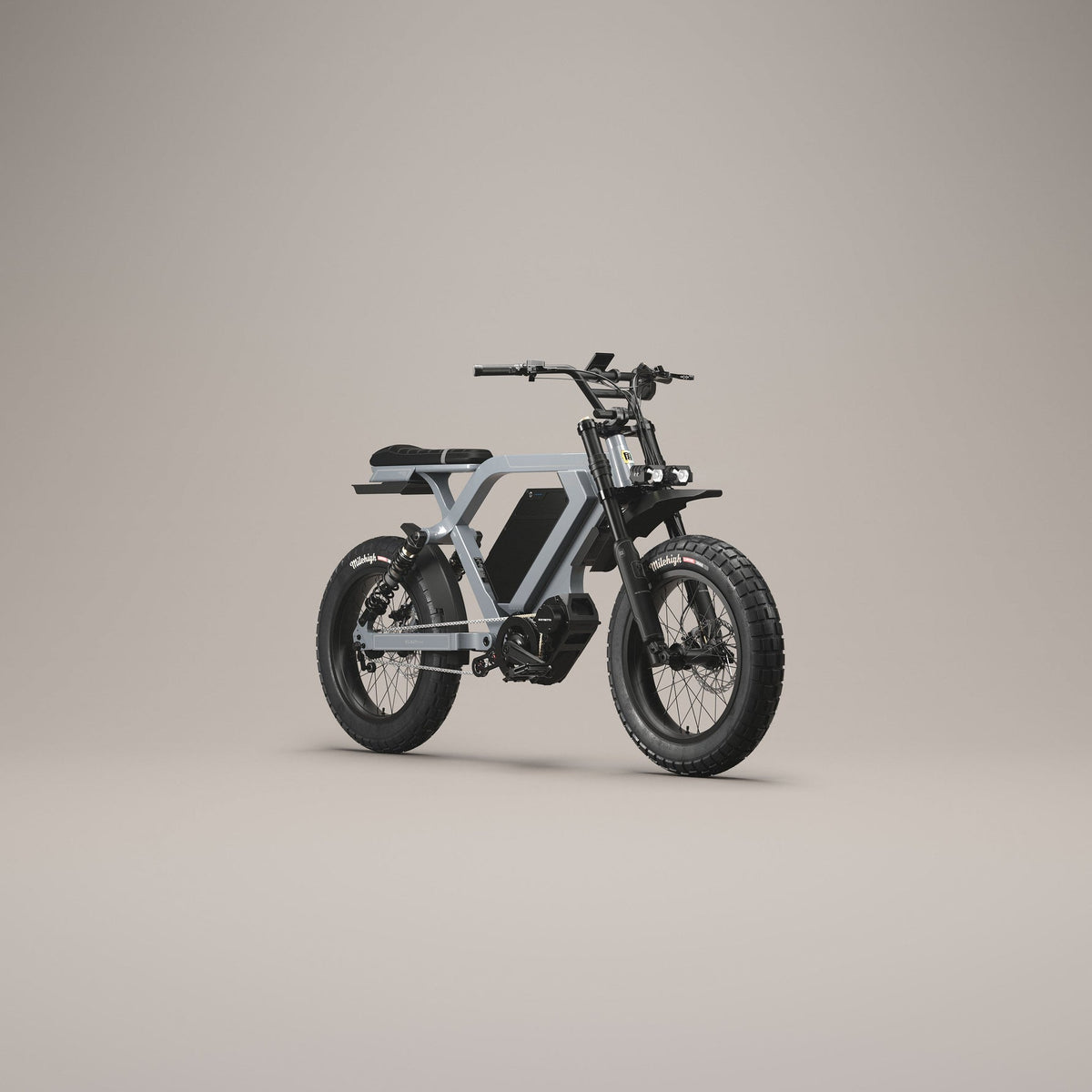 512 A20 | Arctic on a gray background front  view