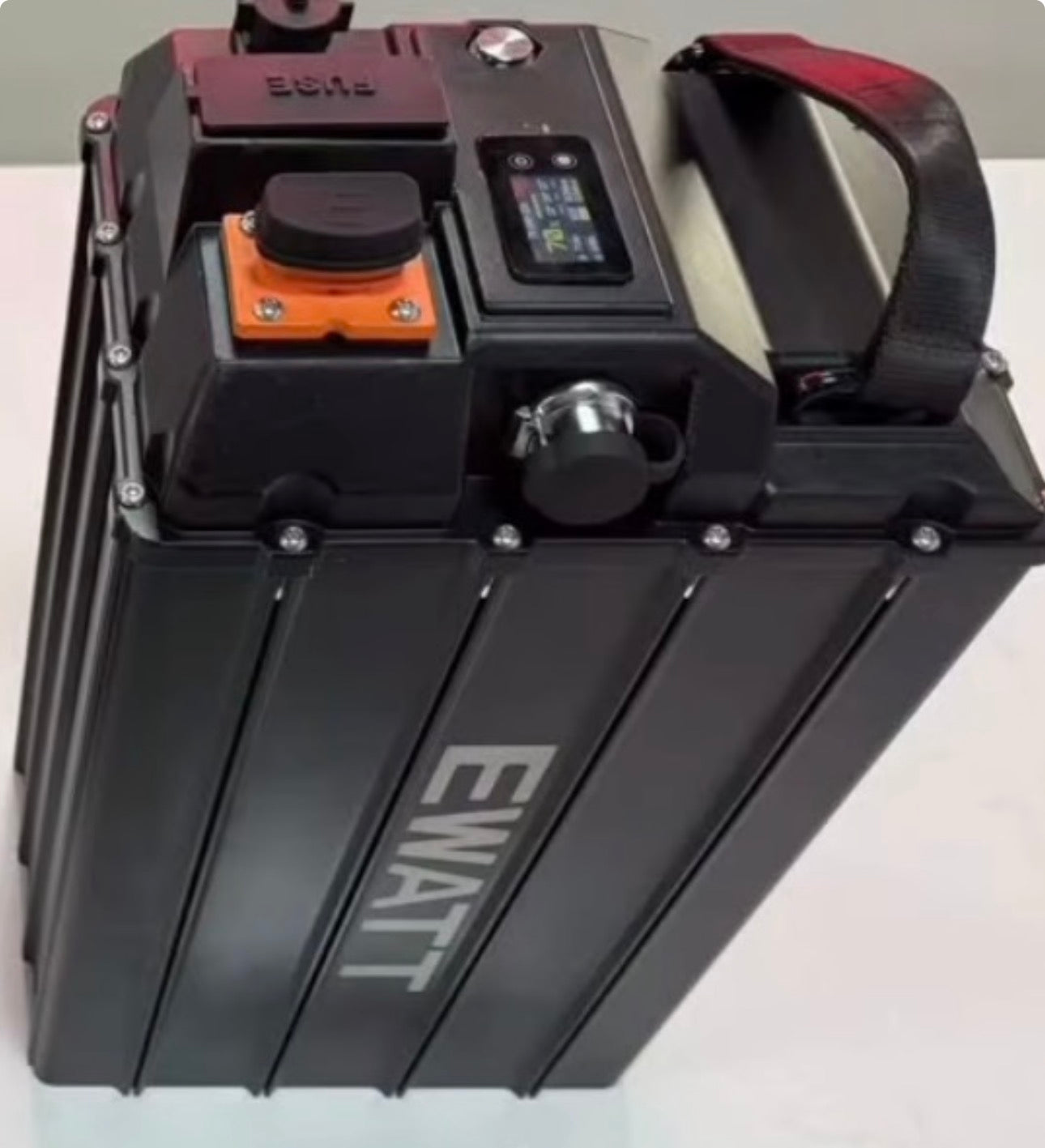 eWatt Ultra Bee 80v 76ah Battery + lid + charger Bundle - eWatt