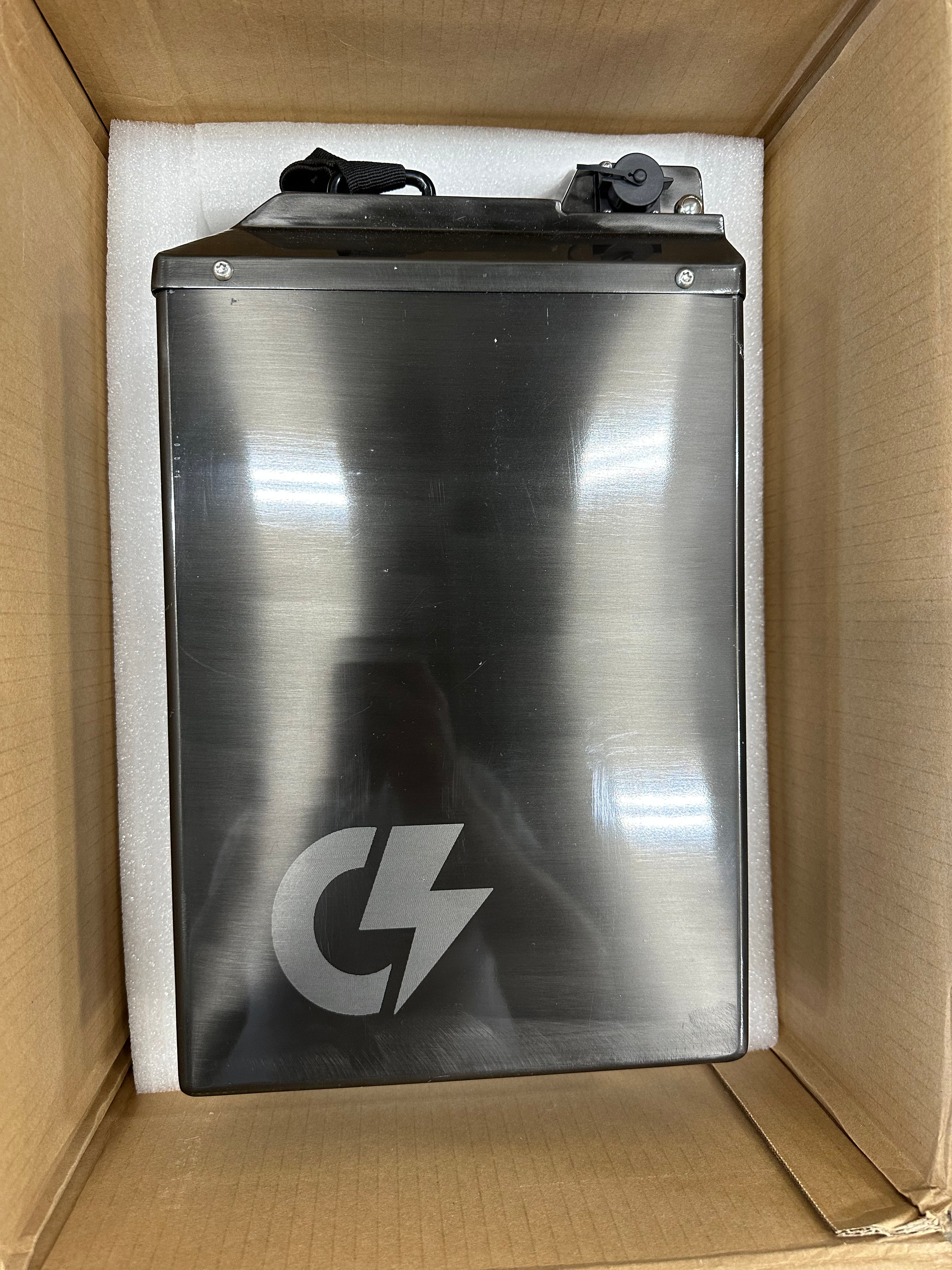 Charged Ultra Bee 72v 76ah Battery + lid + charger Bundle