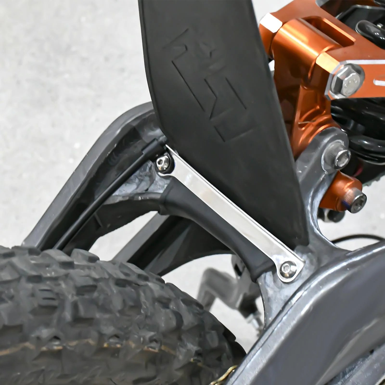 Surron Light Bee – Rear Shock Mudguard | OEM