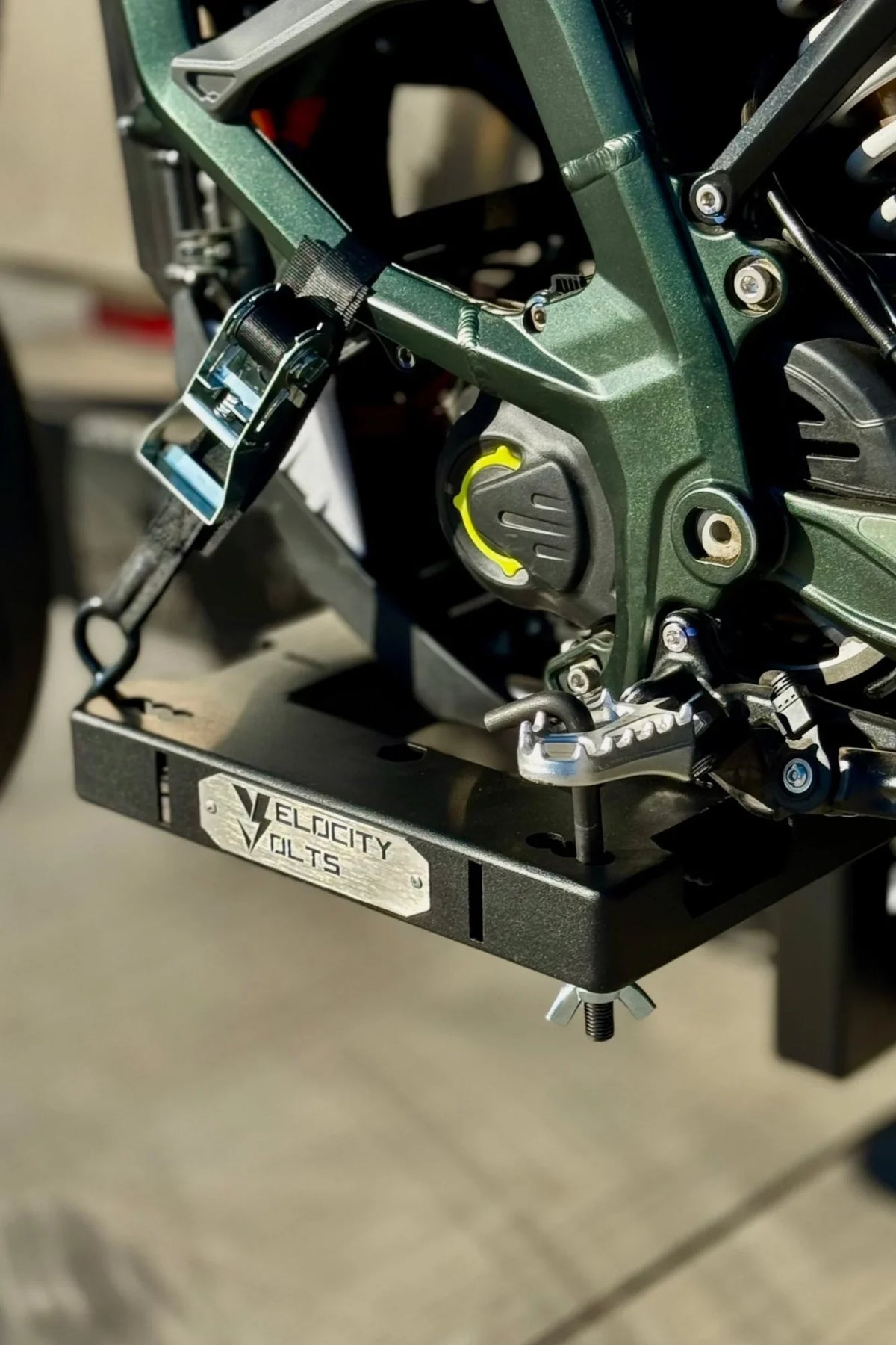 Charge Carrier – Electric Motorcycle Hitch Rack